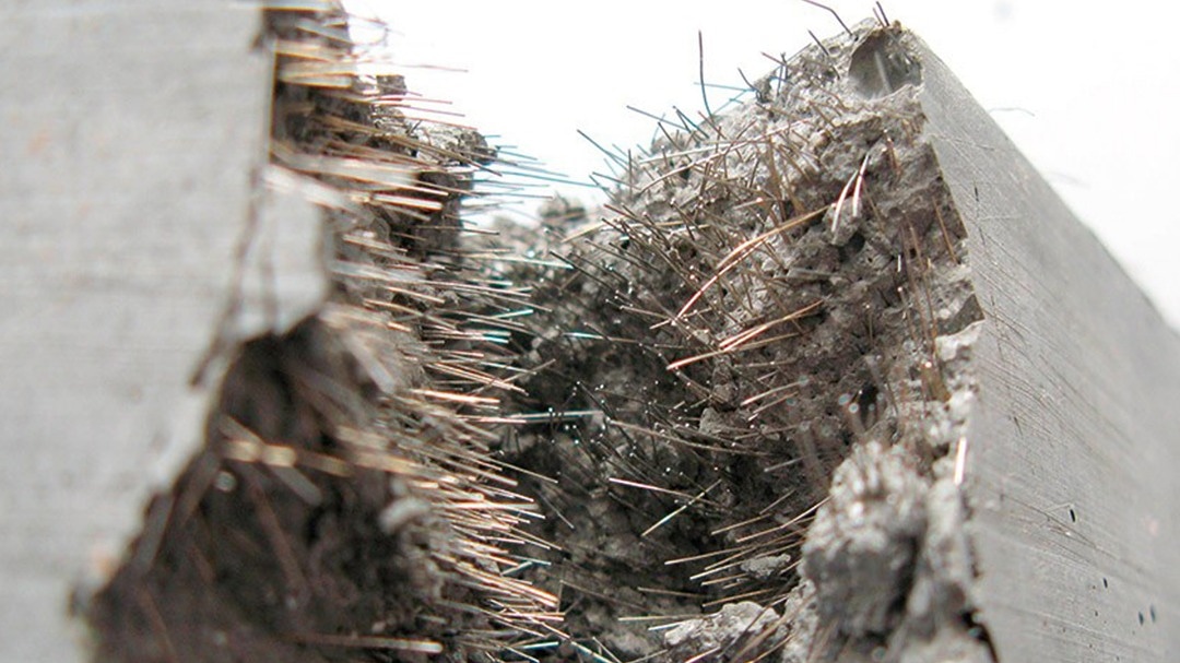 آزمایش ارزیابی و کنترل کیفی شیمیایی و فیزیکی انواع الیاف بتن